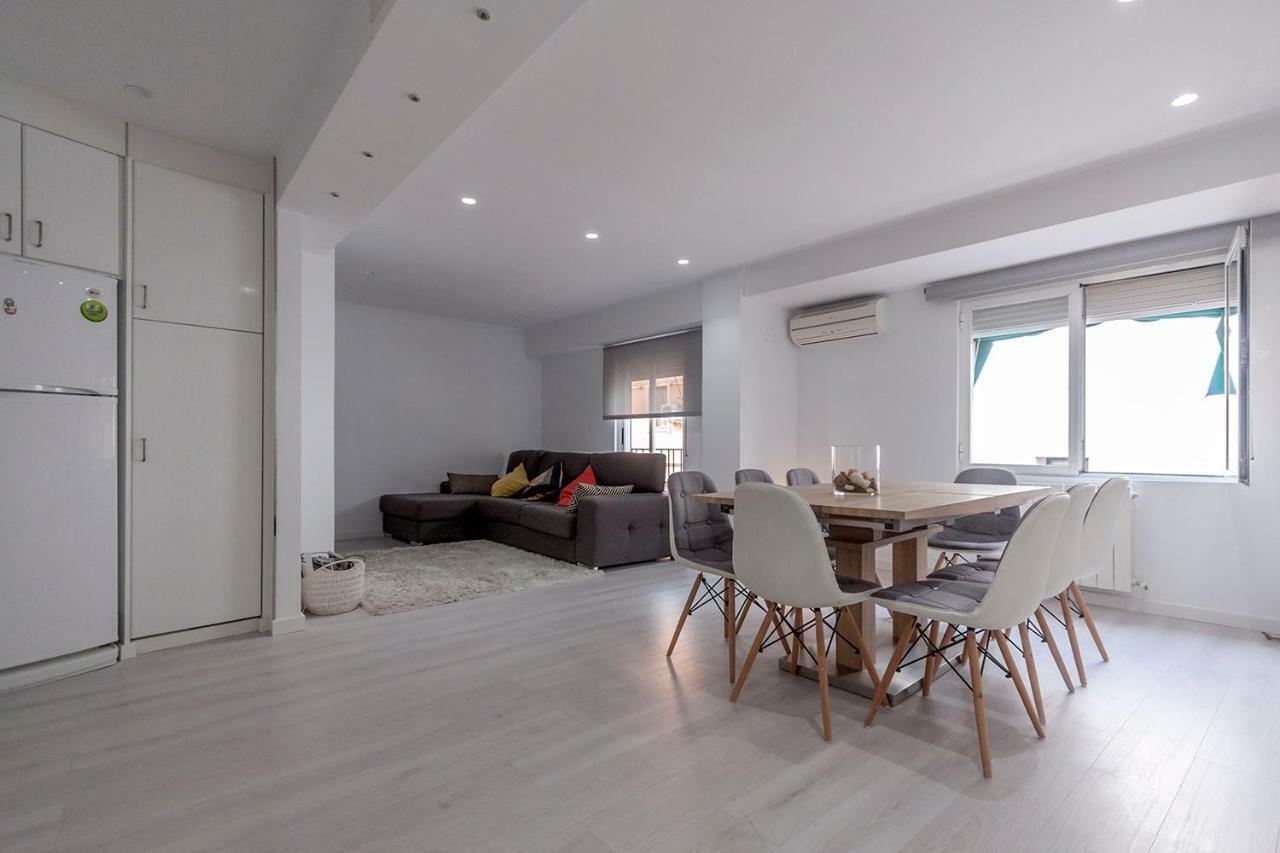 Carmen Apartment บาเลนเซีย ภายนอก รูปภาพ